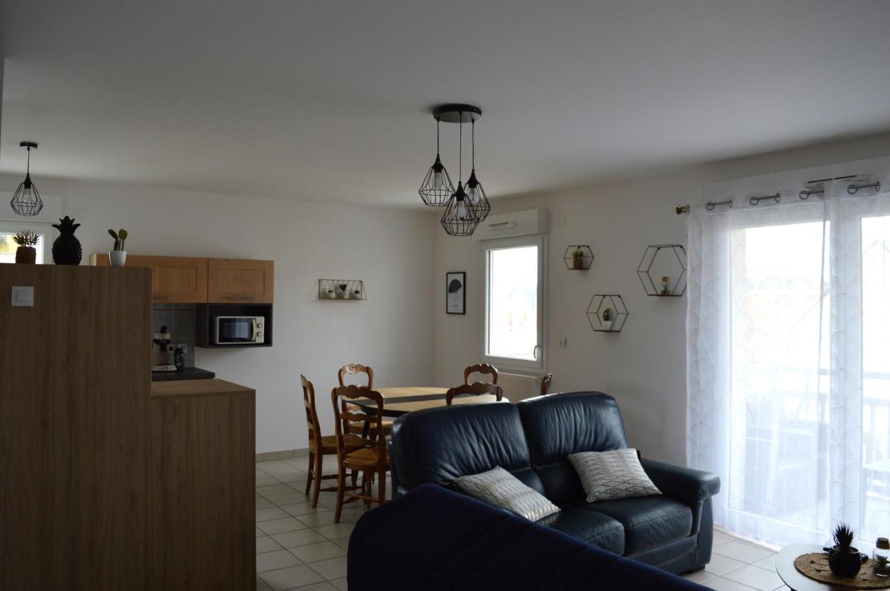 Appartement Spacieux Avec Balcon - A 50M De La Plage Курсел-сюр-Мер Екстериор снимка
